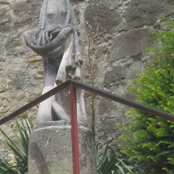 Statue an d. Kirchenstiege